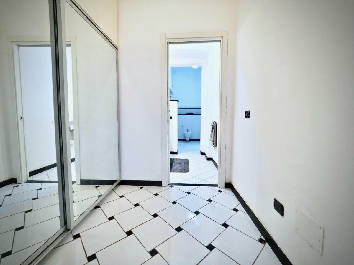Apartment Dimora Di Famagosta Centro - Genovabnb It Genua