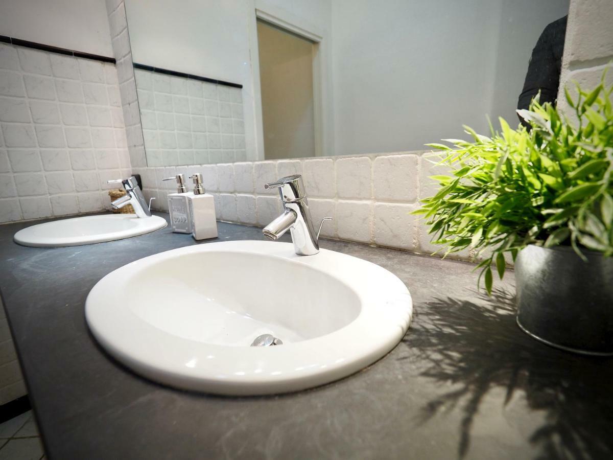 Apartment Dimora Di Famagosta Centro - Genovabnb It