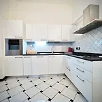 DIMORA DI FAMAGOSTA CENTRO - GENOVABNB it